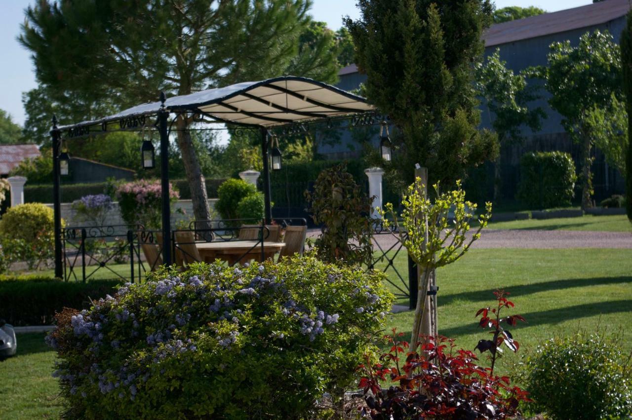 Domaine Du Clos Pallacien Paillé Exteriér fotografie